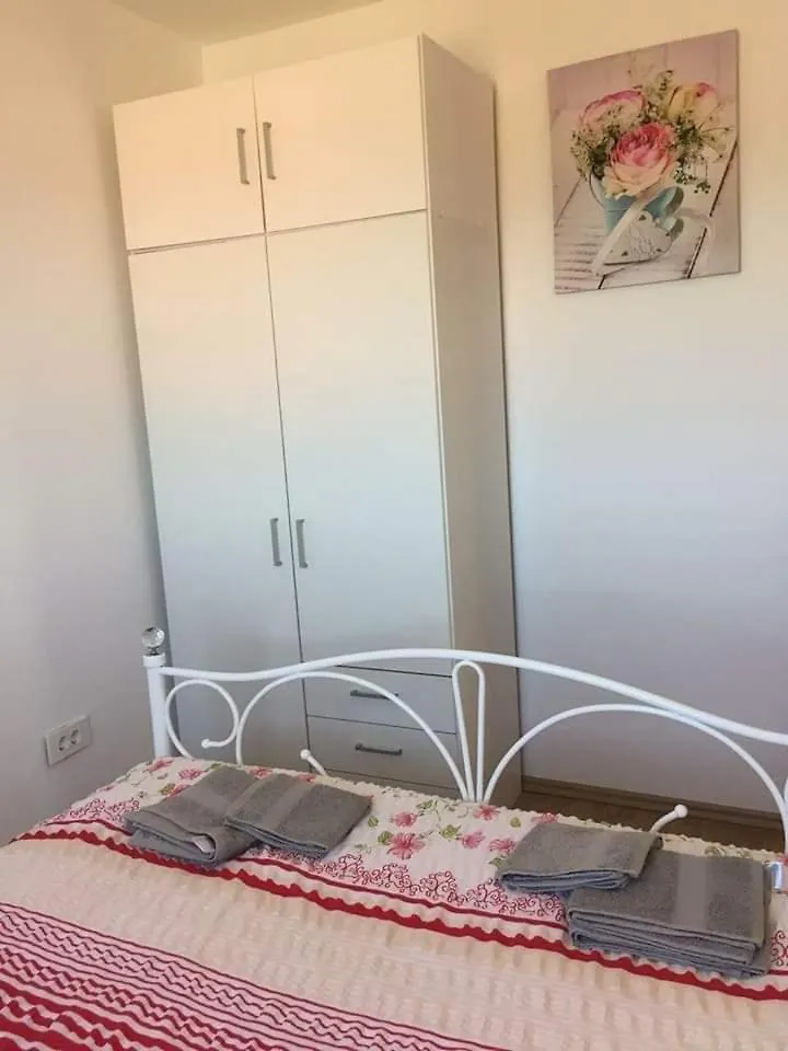 Apartmani Karla Zaton  Zaton (Zadar)